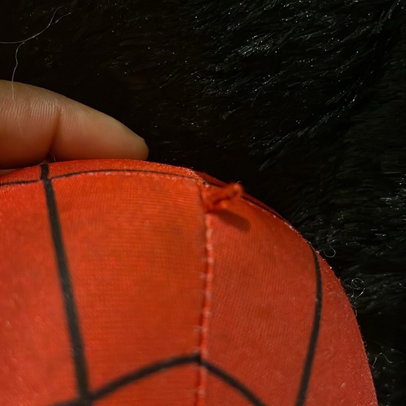 Marvel Spidey 16” Soft Plush Battery Operated Red/Blk/Blue Press Chest To Talk - Picture 8 of 9